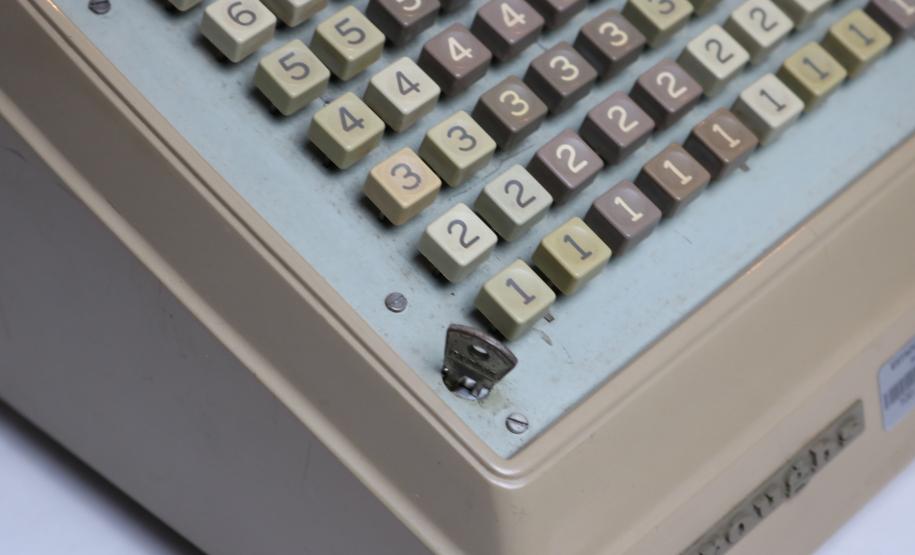 AUTENTICADORA BURROUGHS