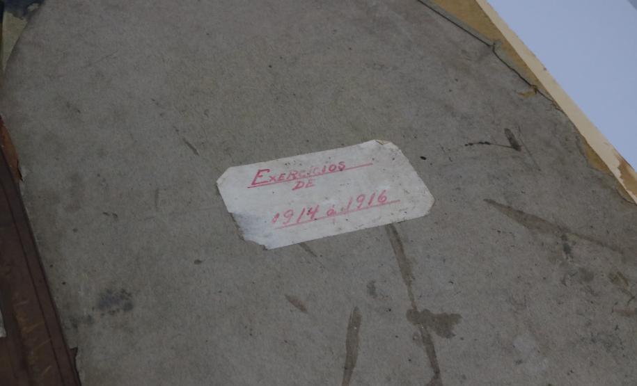 LIVRO DE EXERCÍCIOS