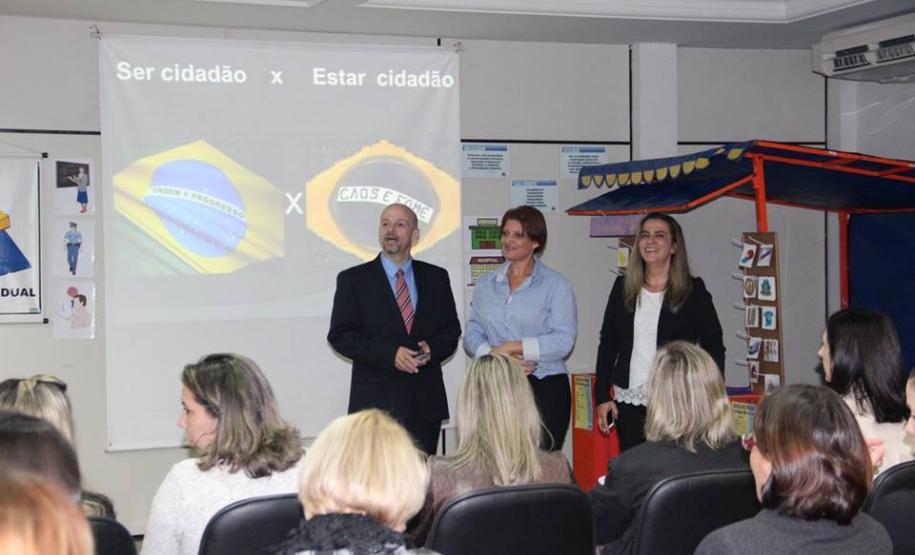 CAPACITAÇÃO EM CIDADANIA FISCAL PARA PROFESSORES MUNICIPAIS 1