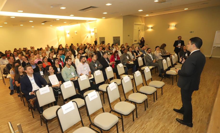 7 A Escola Fazendária (Efaz) da Secretaria da Fazenda do Paraná realiza o Seminário Gestão de Riscos: Desafios e Oportunidades no Setor Público, em parceria com a Procuradoria-Geral do Paraná. N/F: Controlador Geral de Minas Gerais, Rodrigo Fontenelle.
Curitiba, 05-02-20.
Foto: Arnaldo Alves / AEN.