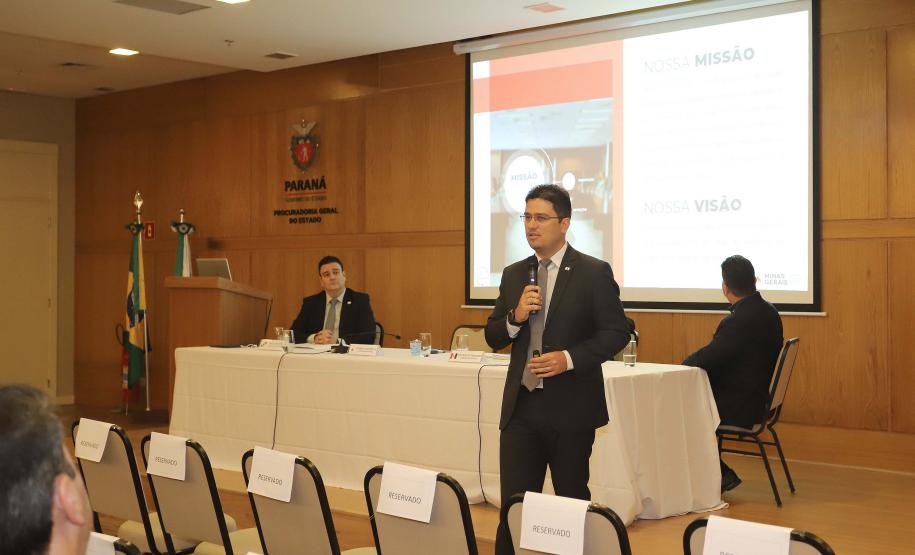 8 A Escola Fazendária (Efaz) da Secretaria da Fazenda do Paraná realiza o Seminário Gestão de Riscos: Desafios e Oportunidades no Setor Público, em parceria com a Procuradoria-Geral do Paraná. N/F: Controlador Geral de Minas Gerais, Rodrigo Fontenelle.
Curitiba, 05-02-20.
Foto: Arnaldo Alves / AEN.