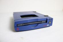  IOMEGA (MODELO ZIP 100) 